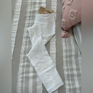 Motherhood White Cropped Panta